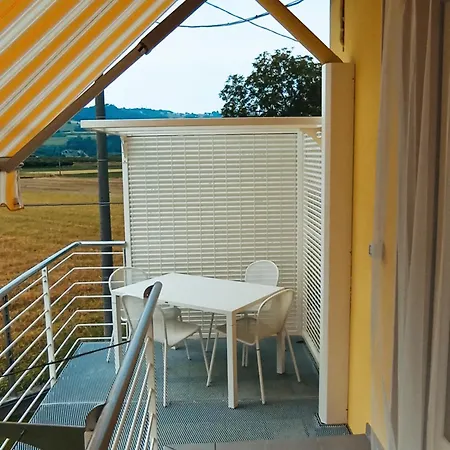 Gemma Lägenhet Alba (Piedmont)