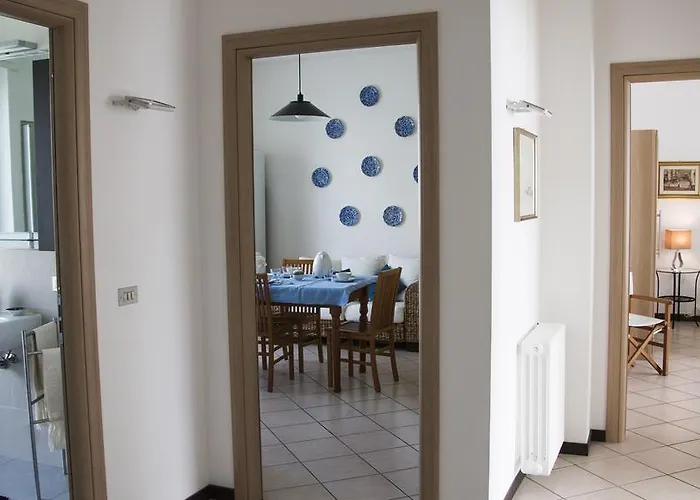 Gemma * Alba (Piedmont)