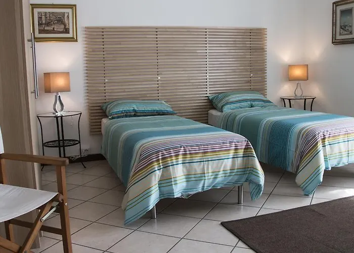 Gemma * Alba (Piedmont)